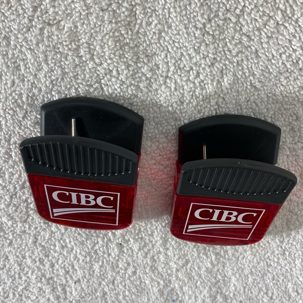5/$35 CIBC Burgundy Plastic Magnetic Clips x2 - Picture 2 of 10